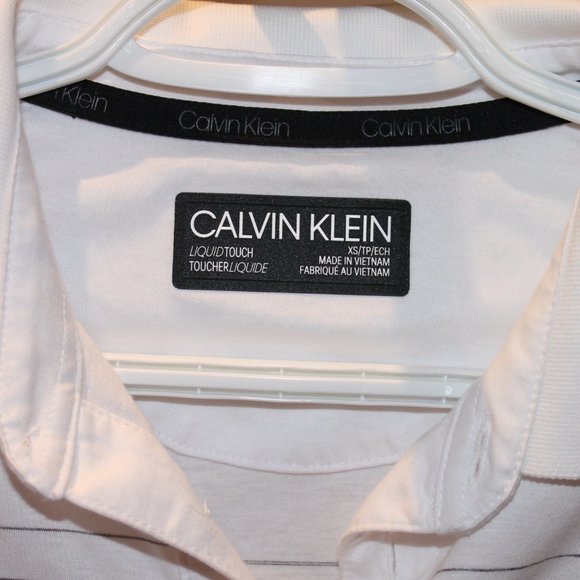Calvin Klien Polo - Picture 3 of 3